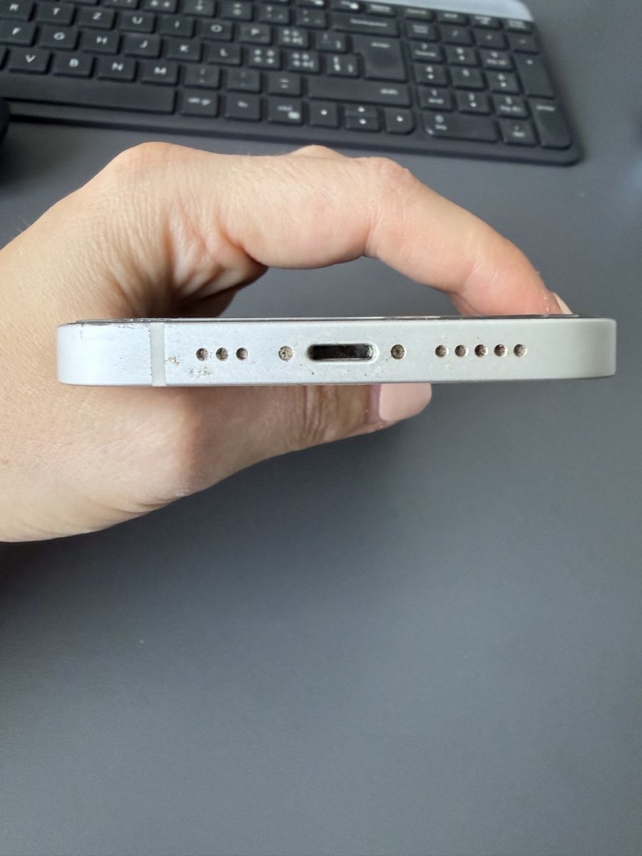 Apple Telefoni cellulari / Smartphones: Apple iPhone 12 64GB weiss – Usato da Lachen SZ venduto da isa_zq6c 3