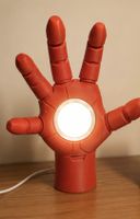 Lampada Mano Iron Man 3D – Dita articolate – Luce LED