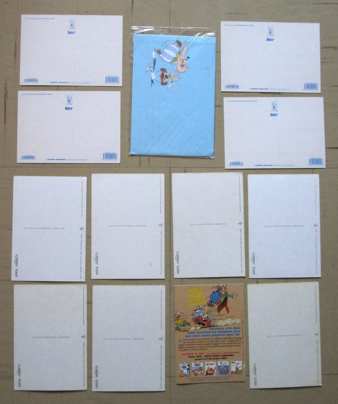 Cartoline postali: 11 CARTES POSTALE ASTÉRIX + CARTE SENTIMENTS + 1DÉPLIANT – Usato da Chêne-Bourg venduto da breno56 1