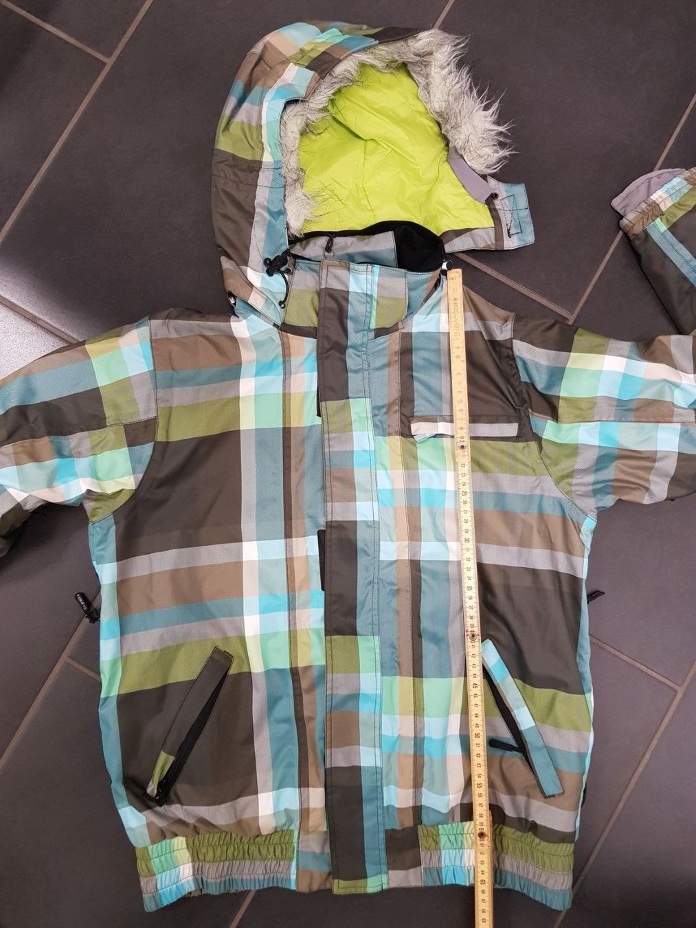 Jacken: Snowboard/Skijacke – Gebraucht aus Oftringen von bin_2wk8 4