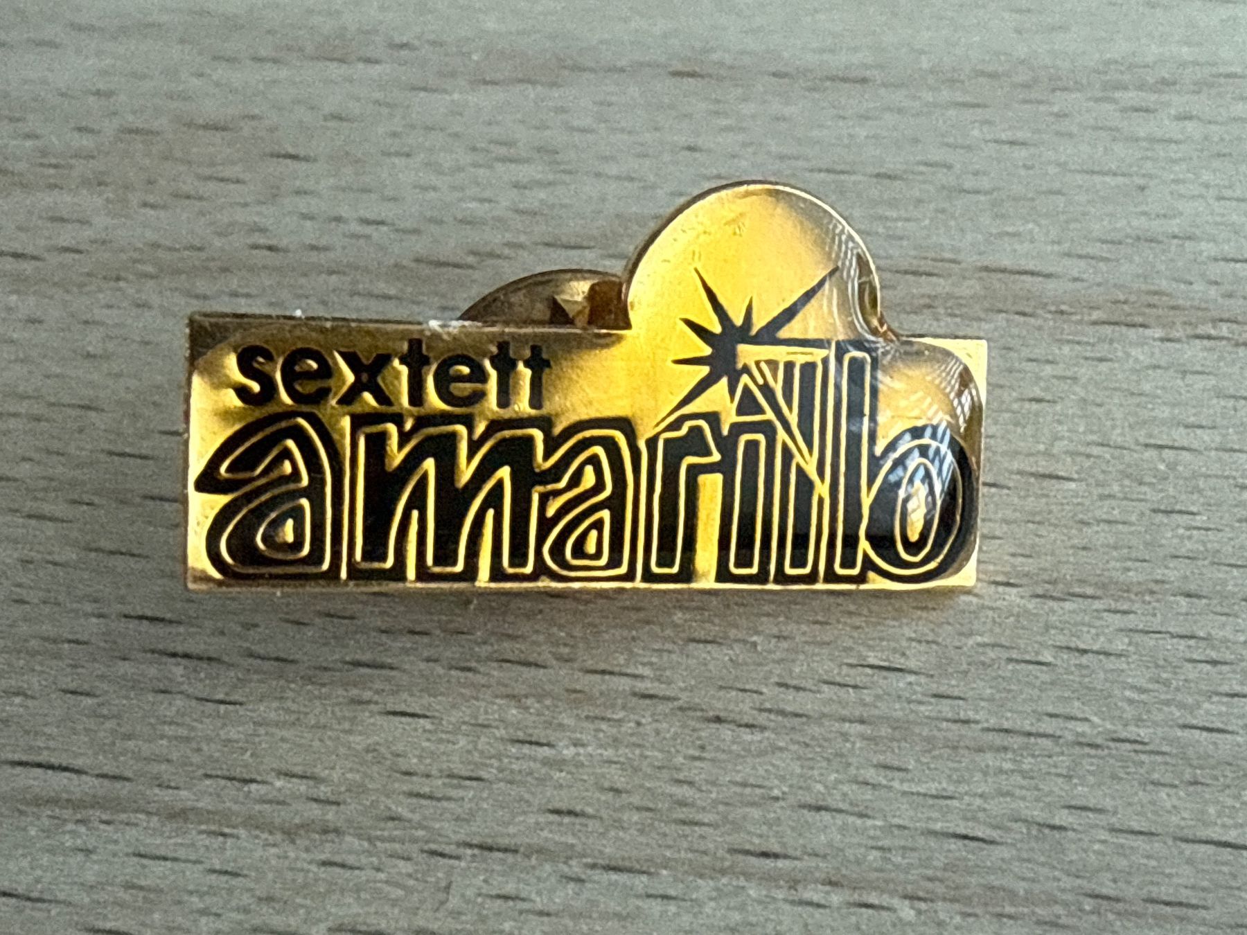 Placchette & Badge: Pin Sextett Amarillo – Usato da Glattbrugg venduto da Schweigmatt