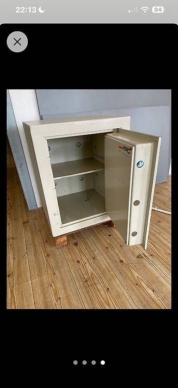 Casseforti: Tresor mit 3 Schlüssel – Usato da Wettingen venduto da GMB1 1