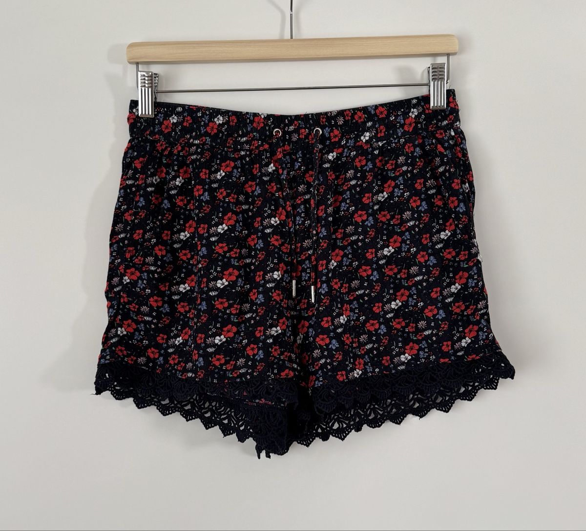 Tom Tailor Pantalons: Tom Tailor Shorts Grösse M – Neuf (Voir description) à Flumenthal par Krajan