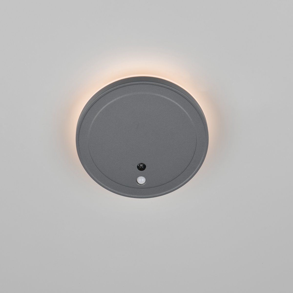 Lampen: LED Aussen Wandleuchte, IP54, Ø 14 cm – Neu (gemäss Beschreibung) aus Kreuzlingen von Smart-Light 2
