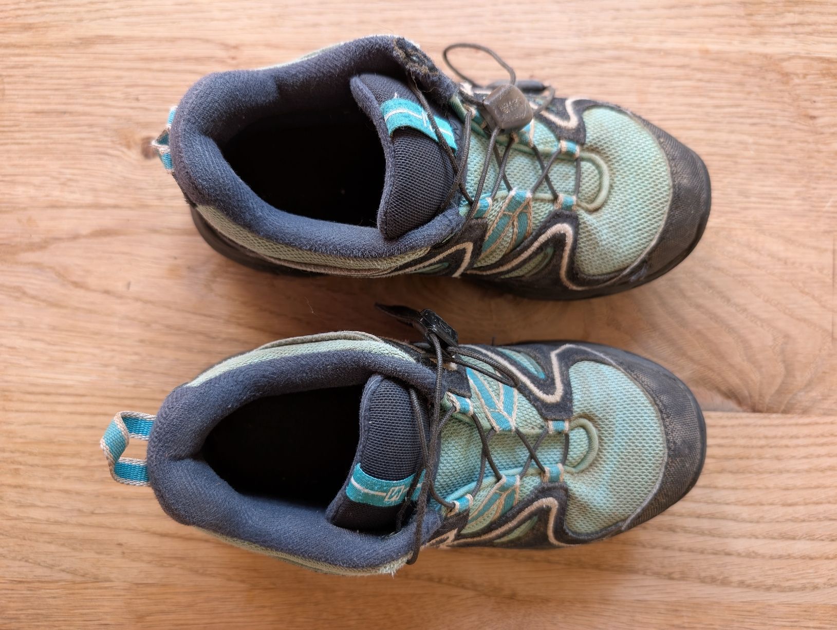 Salomon Schuhe für Jungen: Salomon Outdoor Schuhe, Gr. 31 – Gebraucht aus Winterthur von voan 2