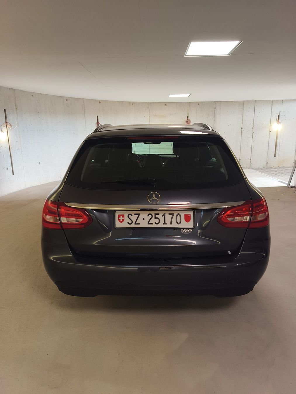 Mercedes-Benz Automobili: Mercedes-Benz C-220 – Usato da Pfäffikon SZ venduto da sch_s7zw 3
