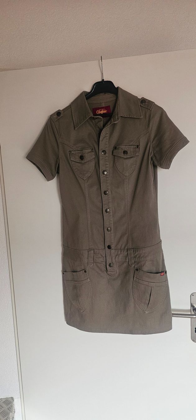 Buffalo Kleider: Kleid – Gebraucht aus Bottighofen von Miatax5