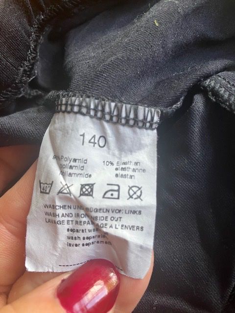 Strumpfhosen & Leggings: Schwarze Leggings (Gr. 140) – Gebraucht aus Aathal-Seegräben von daso03 2