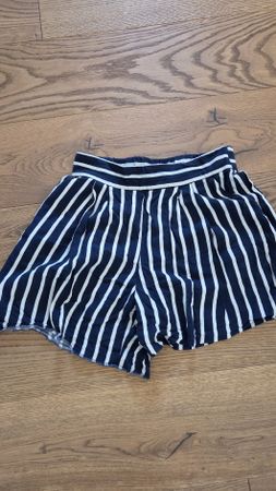 Kurze Hose H&M Sommer Streifen Gr. 38 