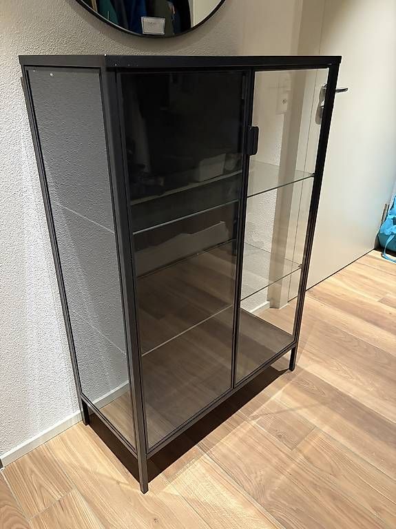 Vitrinen: Vitrine in top Zustand – Gebraucht aus Zürich von danycowboy2008 1