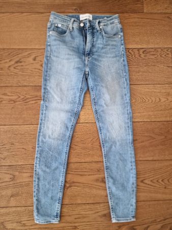 Tolle Calvin Klein Jeans, Grösse 27, High Rise Skinny