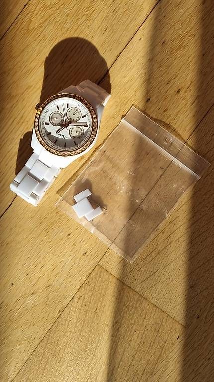 Orologi: Fossil original uhr weiss – Usato da Münchenstein venduto da vik_6btb