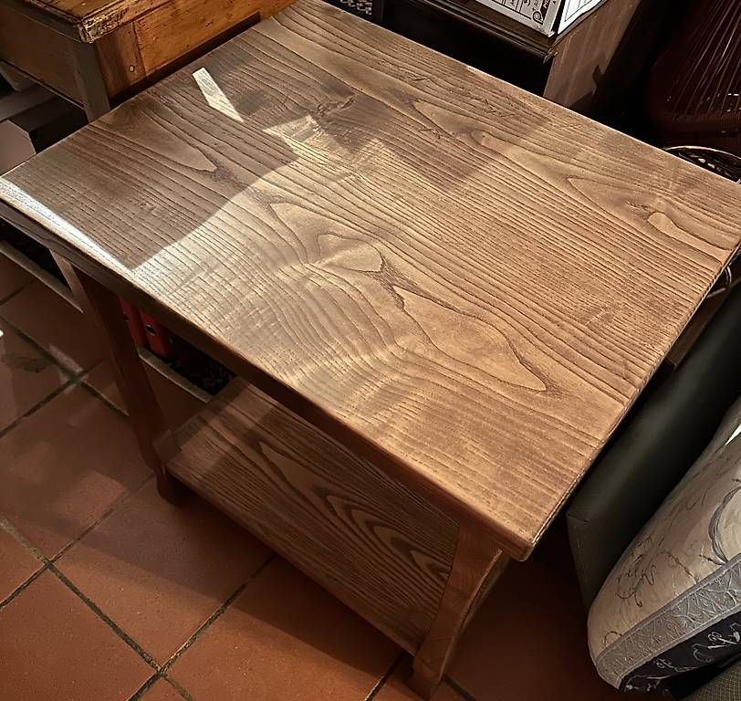 Articoli in legno: Mobile in legno massiccio  – Usato da Cadempino venduto da gma_8rd6 1