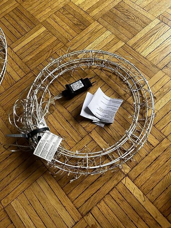 Tutte le decorazioni: Couronne de Noël  – Nuovo e nell'imballaggio originale da Pully venduto da yaa_rm7x 2