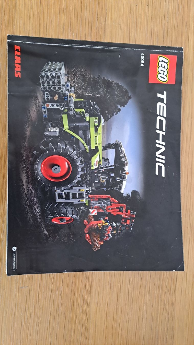 Lego Jouets: Lego Technic Claas 42054 – D'occasion à Unteriberg par 12Schneehasen 3
