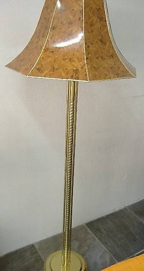 Lampade: Stehlampe aus Messing – Nuovo (secondo la descrizione) da Suhr venduto da Maxmusic2308