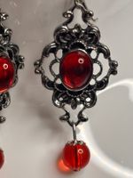 Magnifiques boucles d'oreilles rouges, parfaites pour l'été!