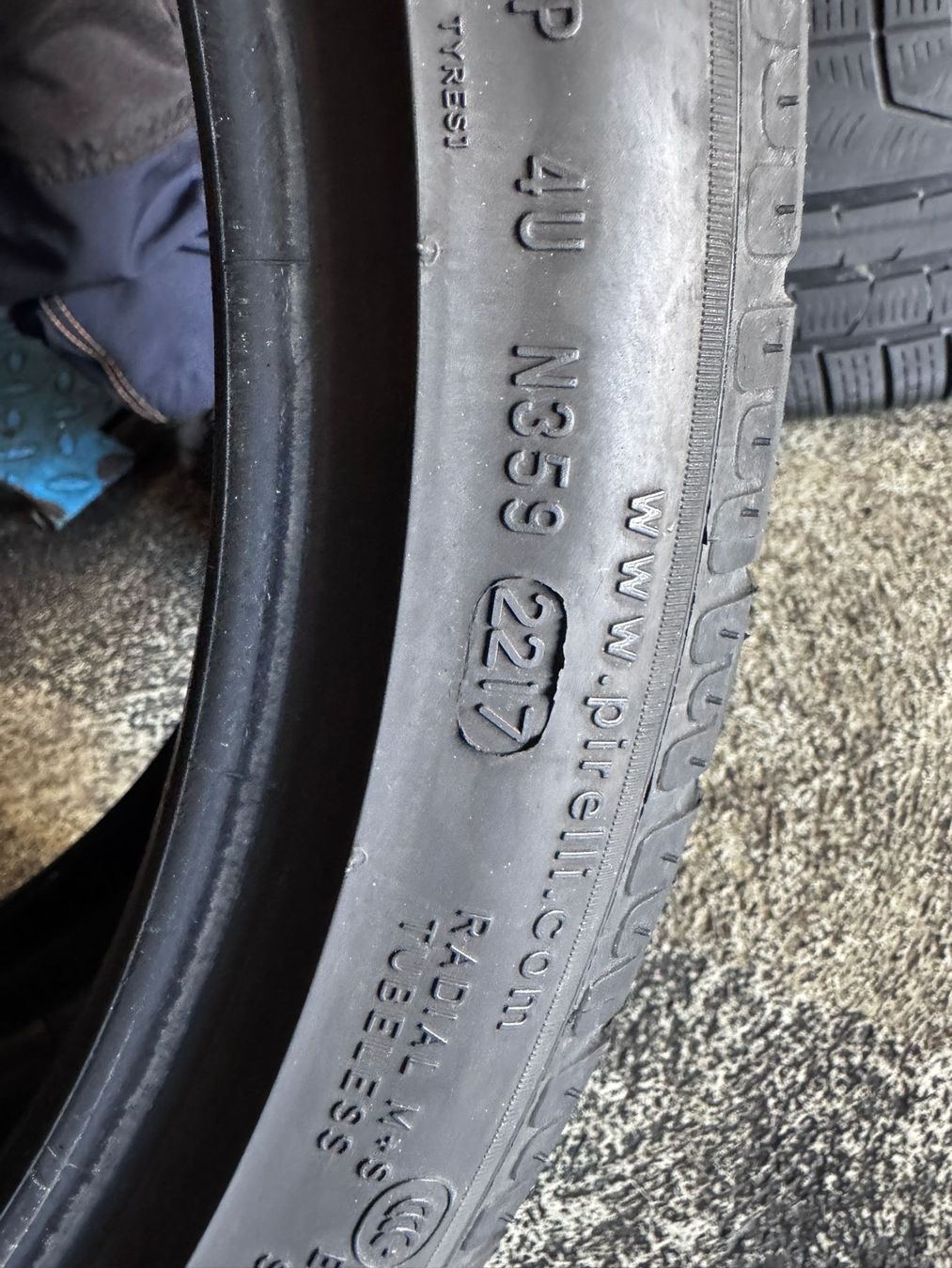 Altro in Scrittura & Disegno: 225/40R18 245/35/R18 – Usato da Vuadens venduto da autosolutionsvuadens 3
