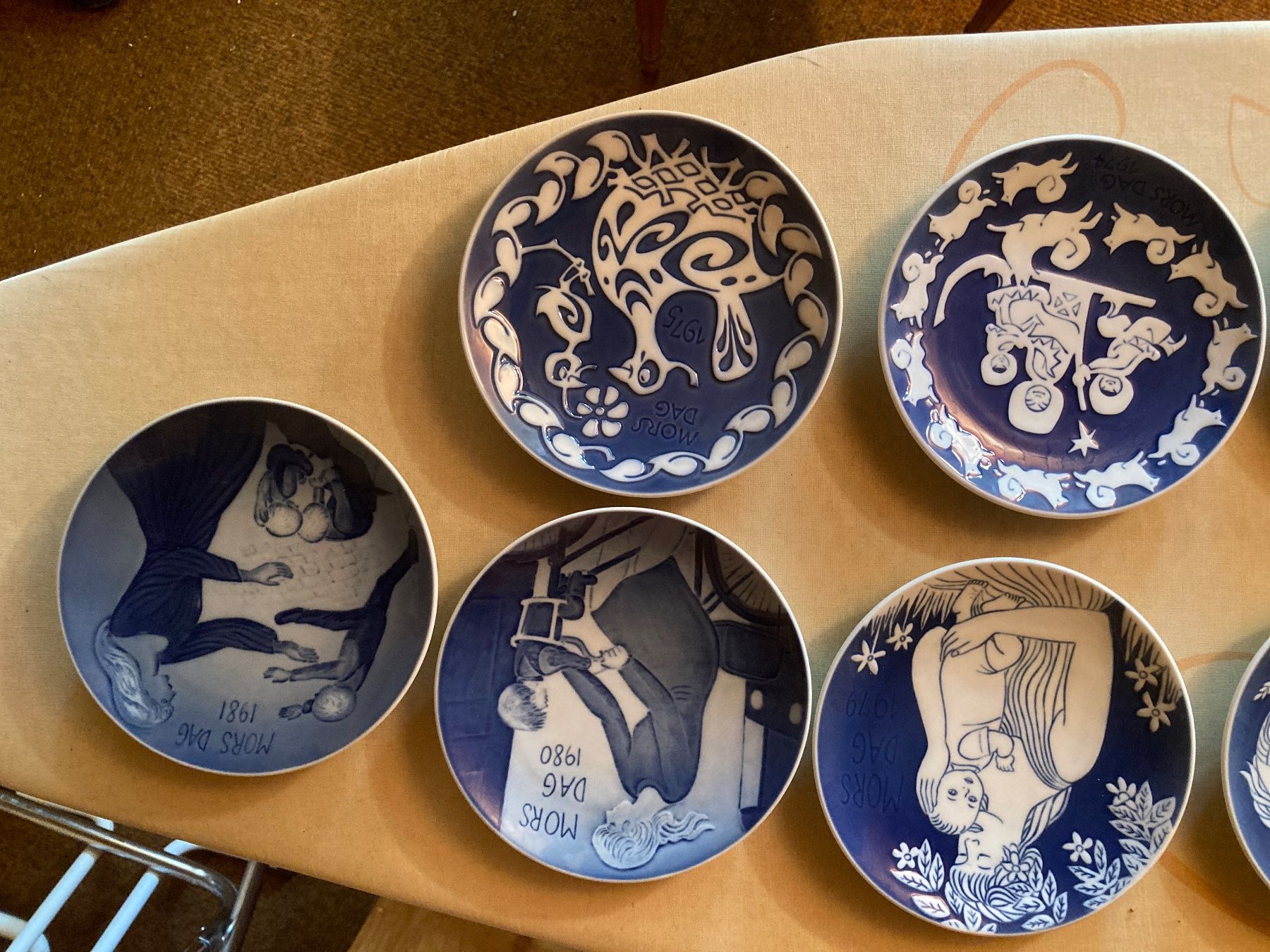 Royal Copenhagen Assiettes: Muttertagsteller – D'occasion à Schwarzenburg par hcu_xm8n 1