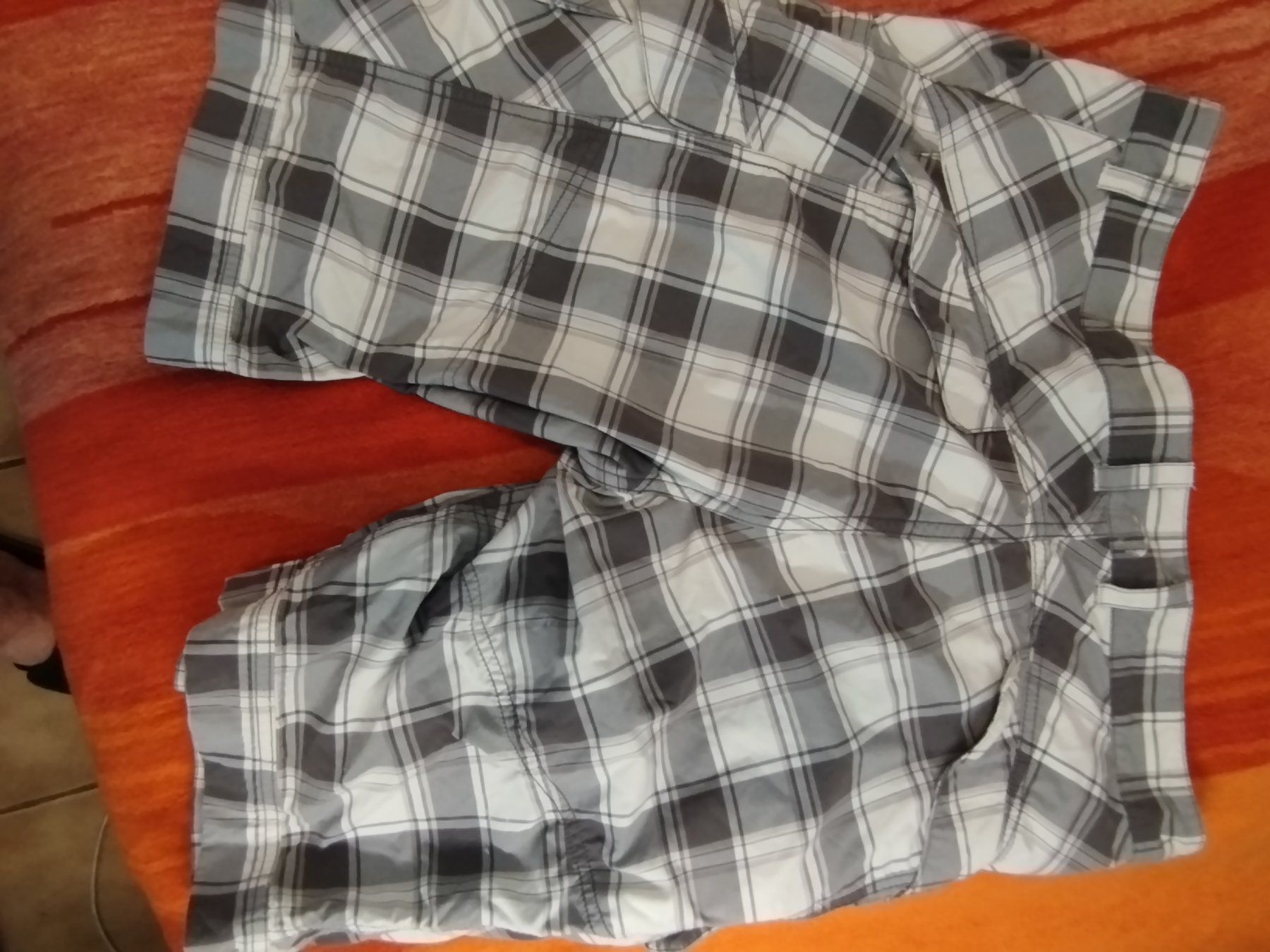 Peak Performance Pantaloni: kurze Hosen – Usato da nottwil venduto da joz2020 4