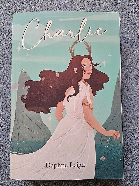 Libri: Charlie - Daphne Leigh – Nuovo (secondo la descrizione) da Birrhard venduto da pas_5sl2