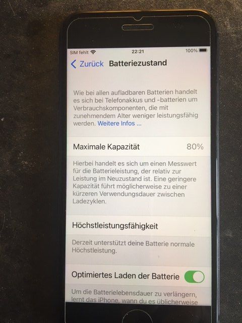 Apple Telefoni cellulari / Smartphones: iPhone 8, 64GB – Usato da Tennwil venduto da Woodbird0 2