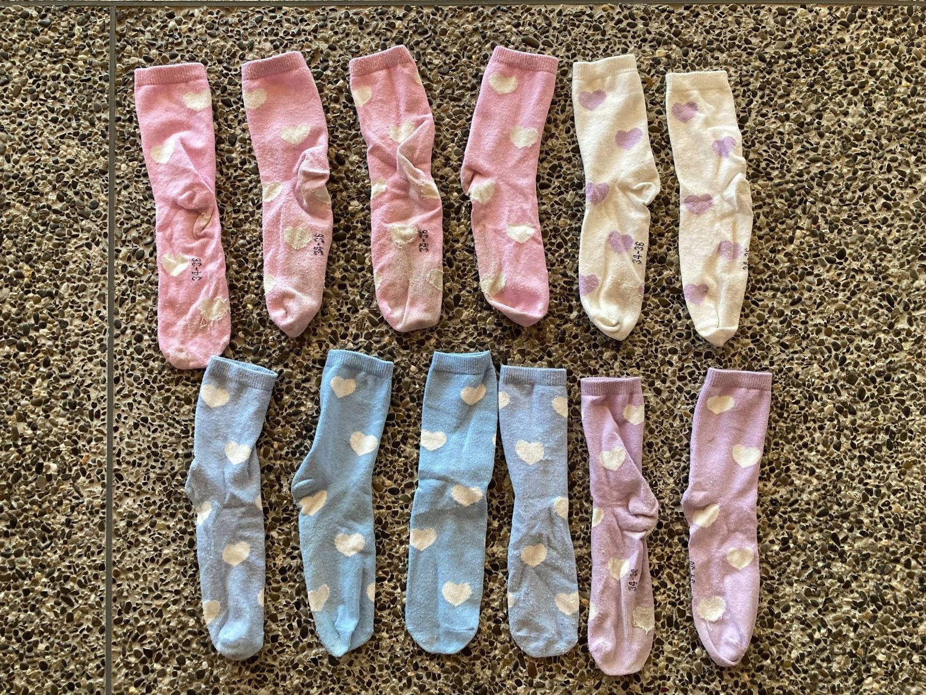 C&A Chaussettes enfants: Socken Herz, Gr. 34-36 – D'occasion à Aetingen par Nadinsky 1