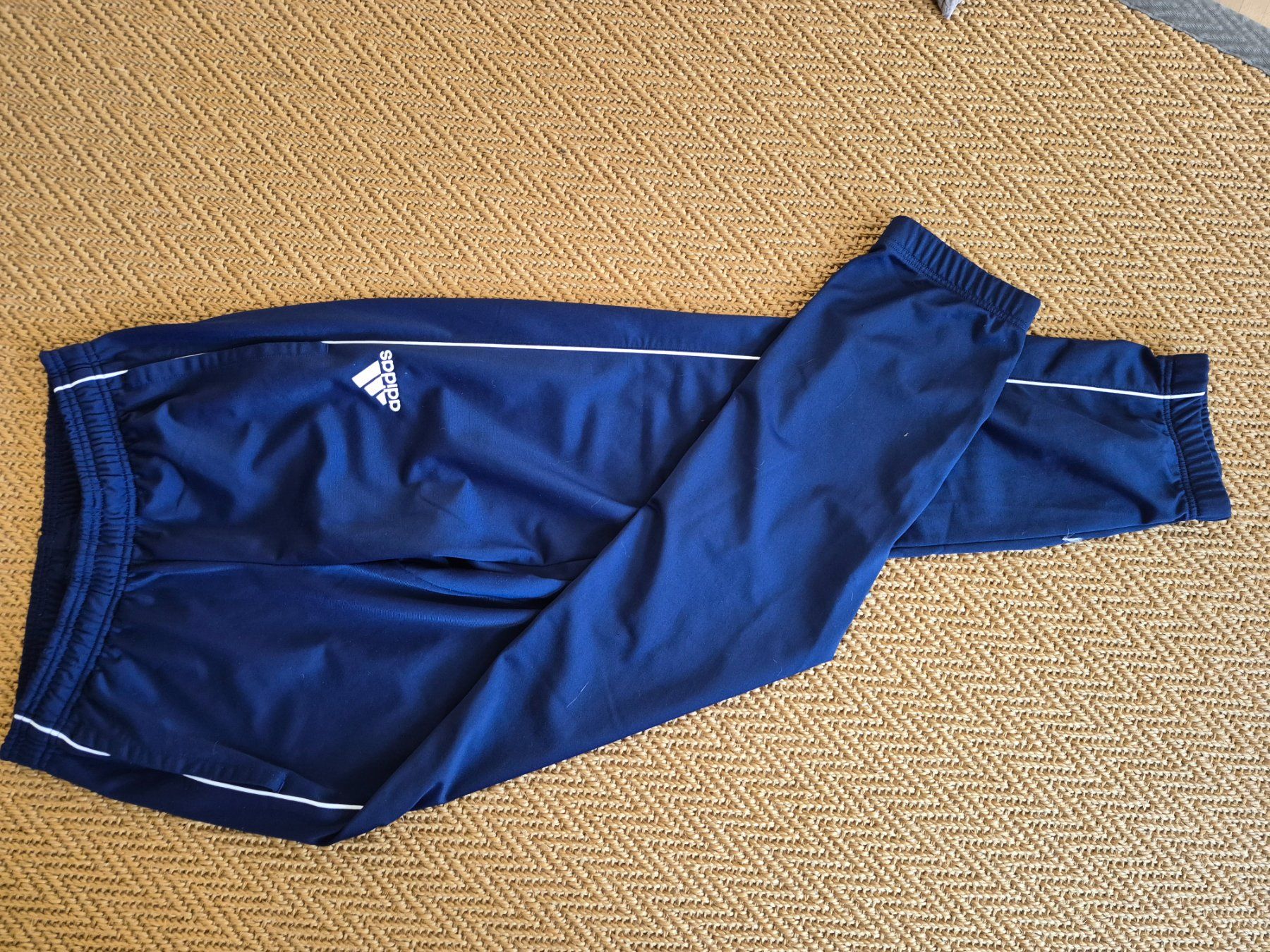 Adidas Pantalons: ADIDAS Trainerhose – D'occasion à Zürich par Mokile 3