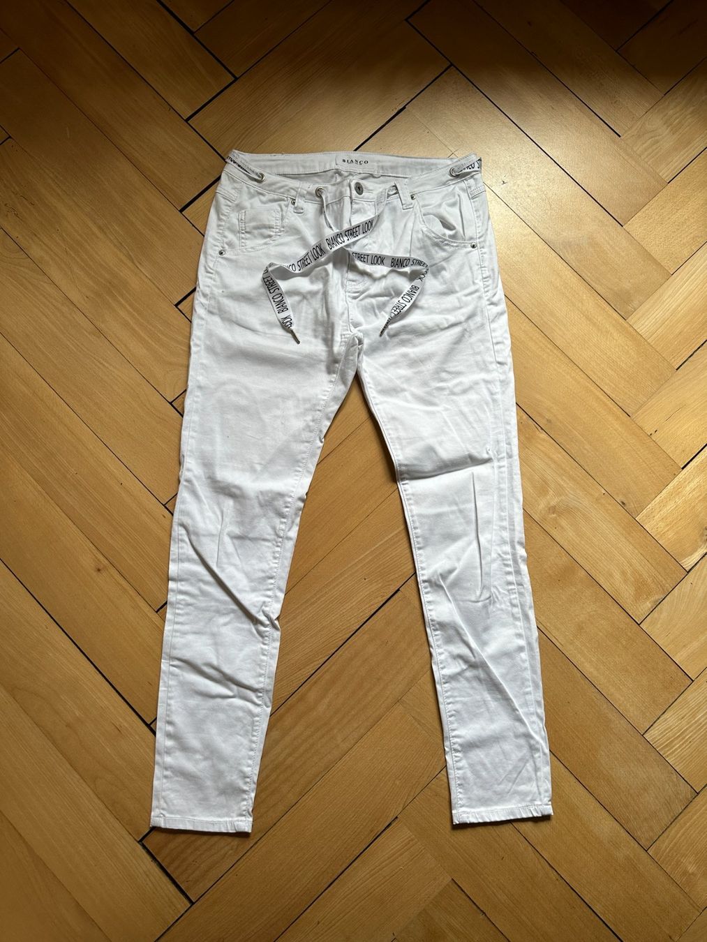 Pantalons: BIANCO - Hose weiss 40 – D'occasion à Zürich par Diazaio