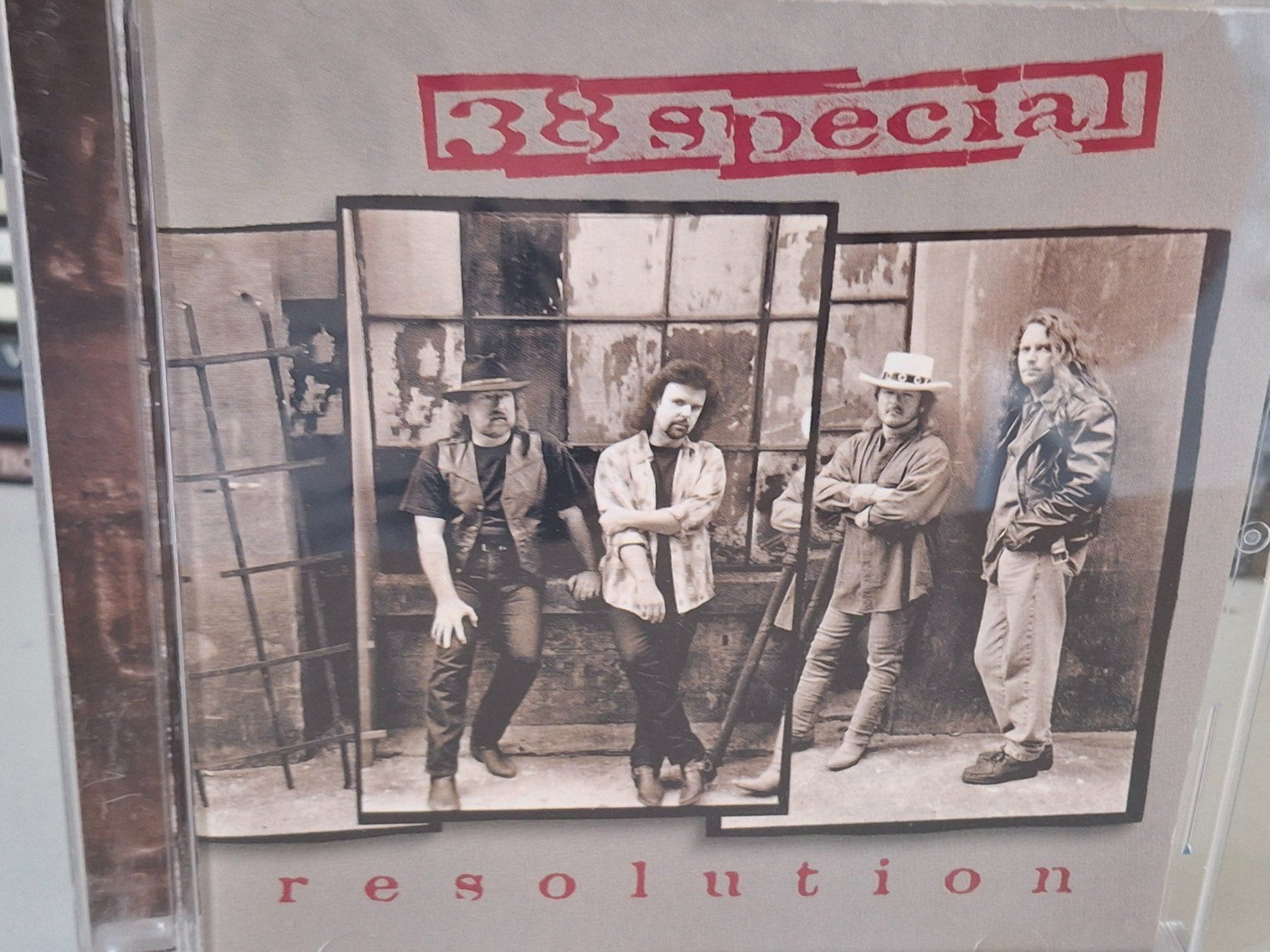 CD: CD 38 Specia - Resolution – Usato da Aarberg venduto da Jackup1