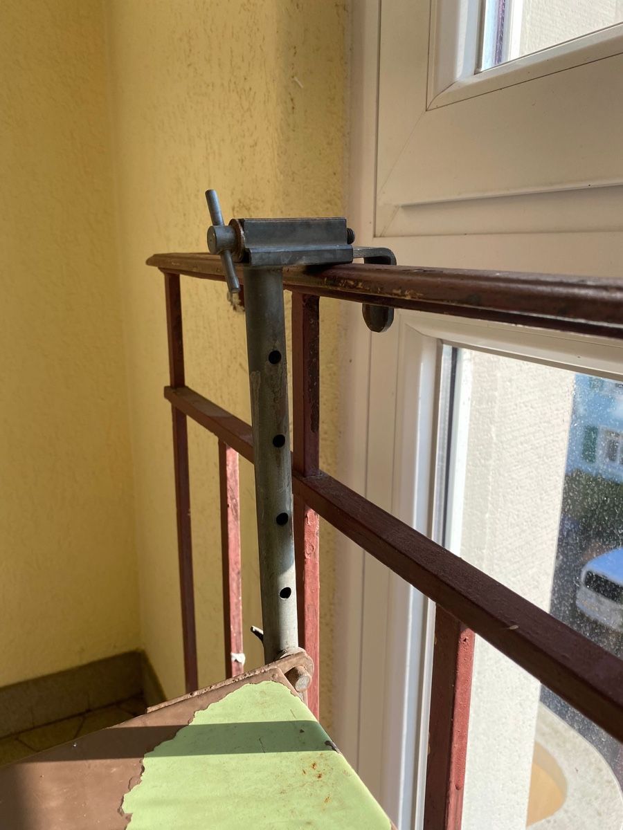 Tavoli: Balkontisch / Geländer-Klapptisch – Usato da Zürich venduto da ann_9fv5 7