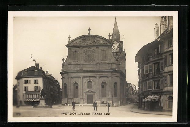 Cartoline postali: AK Yverdon, Place Pestalozzi – Usato da Berlin venduto da bartko-reher