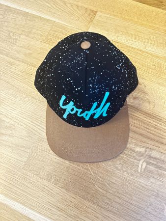 Cap Youth schwarz gesprenkelt brauner Schirm Neuwertig