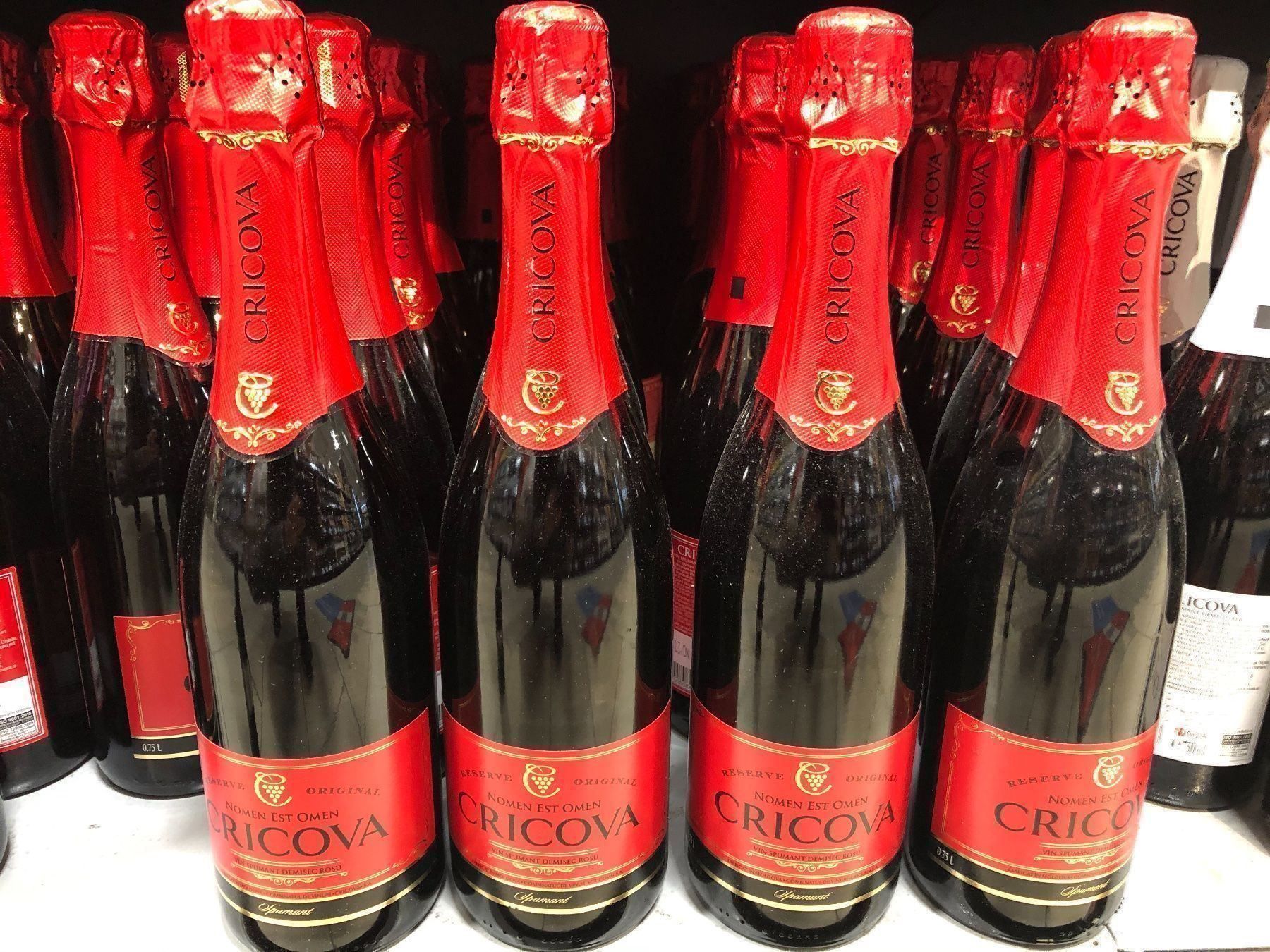 Wein: CRICOVA Sparkling Wein, halbtrocken, rot – Neu und originalverpackt aus Wald ZH von mlnt 3