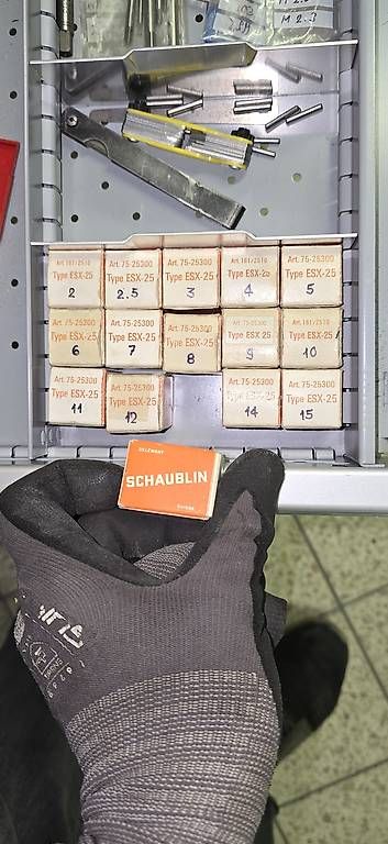 Emco Tutte le macchine: Fräse maschine Emco – Usato da Weiningen ZH venduto da ped_fbx2 2