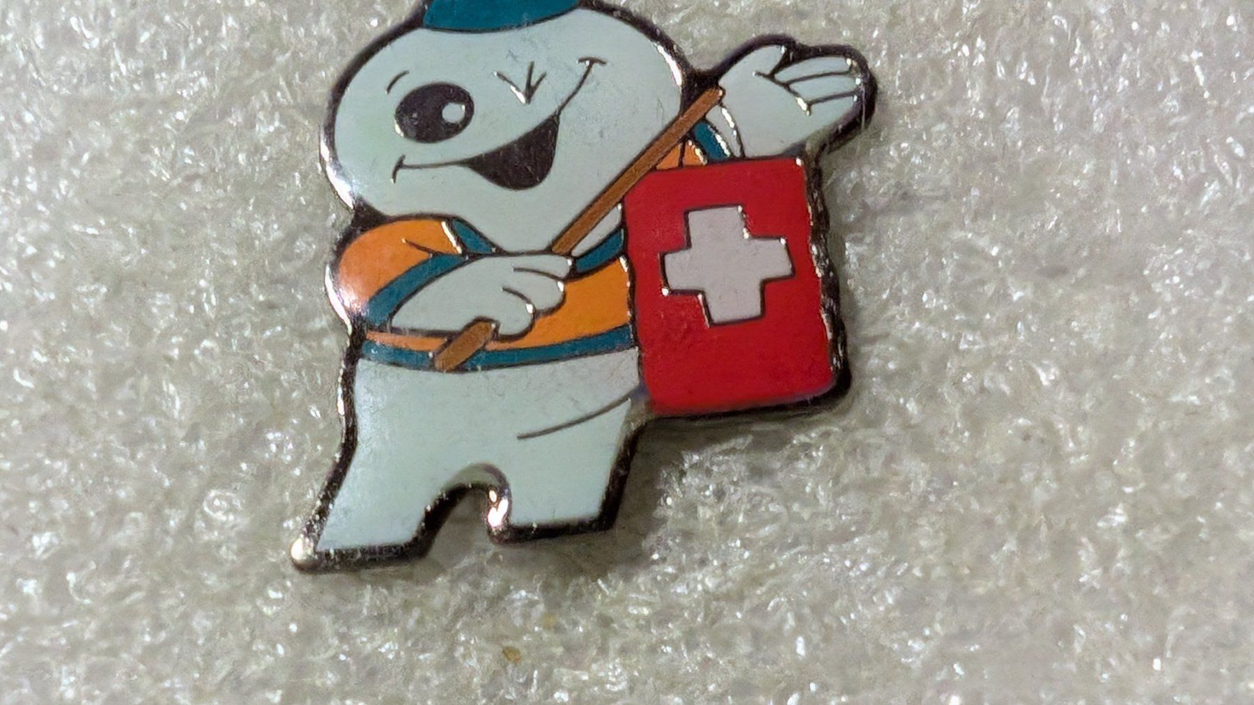 Placchette & Badge: Ansteckpin 167: Maga Bio – Usato da Oppligen venduto da Pin-Fall-Shop