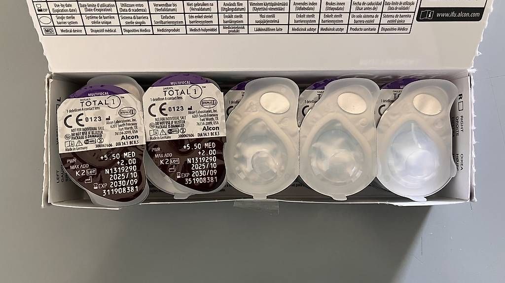 Lenti a contatto: One-Day Contact lenses – Usato da Zürich venduto da Bhavana 2