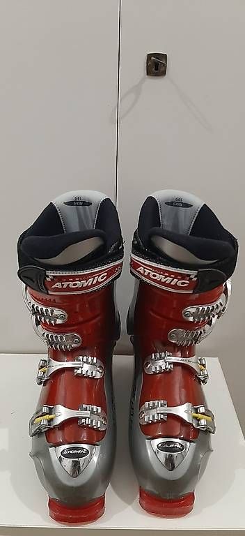 Herrenschuhe: Scarponi da sci Atomic taglia 45-46 – Gebraucht aus Lugano von mrj_2vw9