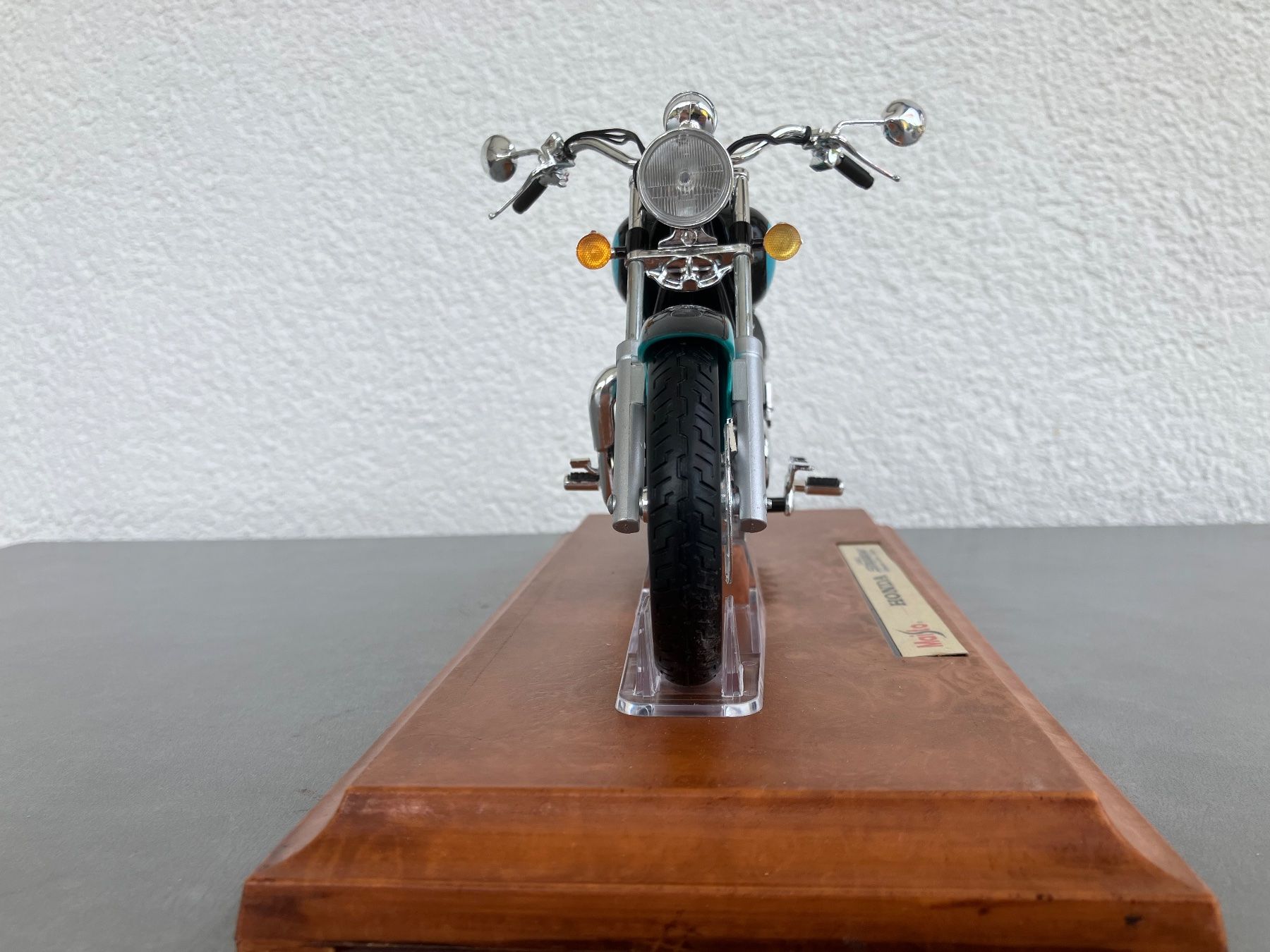 Maisto Modellbausätze & Standmodelle: Moto Honda Shadow VT1100C2 – Gebraucht aus Delémont von claudi57 7