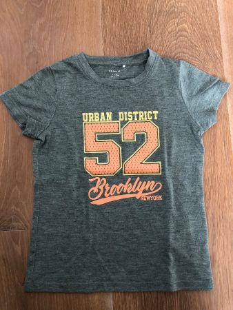 T-Shirt Gr. 122-128 (neu)