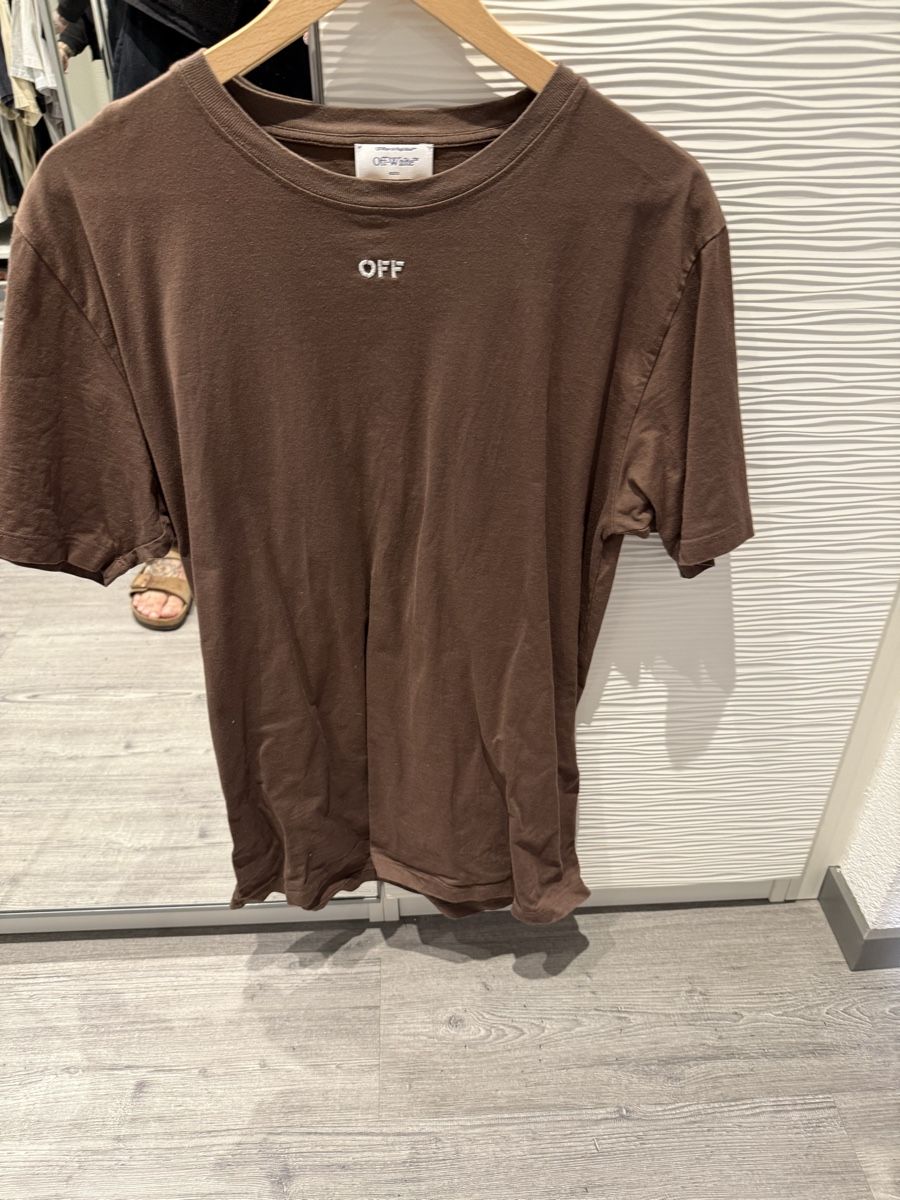 Off-White T-shirt: Off white embroidered tshirt L – Usato da Giubiasco venduto da Darkemperor