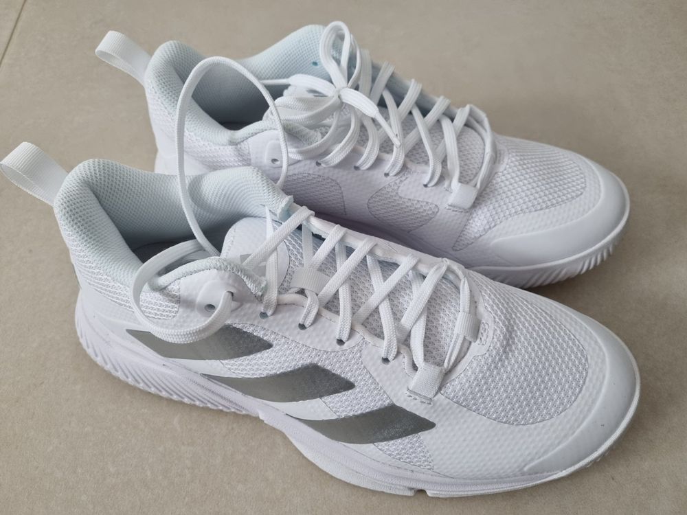 Adidas Schuhe Grosse 40 passt fur 39 39 5 Kaufen auf Ricardo