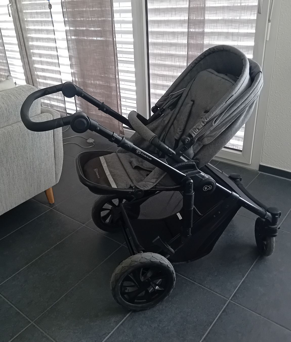 Kinderkraft Carrozzine: Kinderkraft Kinderwagen grey used – Usato da Burgdorf venduto da carodesign1 1