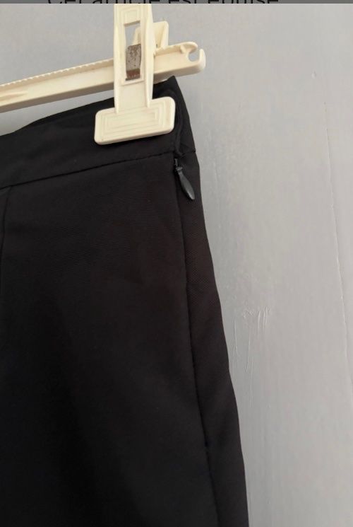 Pantaloni: pantalon cigarette taille haute noir – Usato da Lausanne venduto da emm_sc77 6
