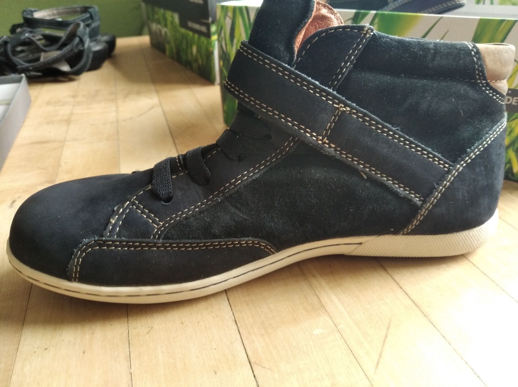 Schuhe für Mädchen: Schuhe Mädchen NEU Gr. 35 Leder von VADO – Neu und originalverpackt aus Magden von Mandy13 1