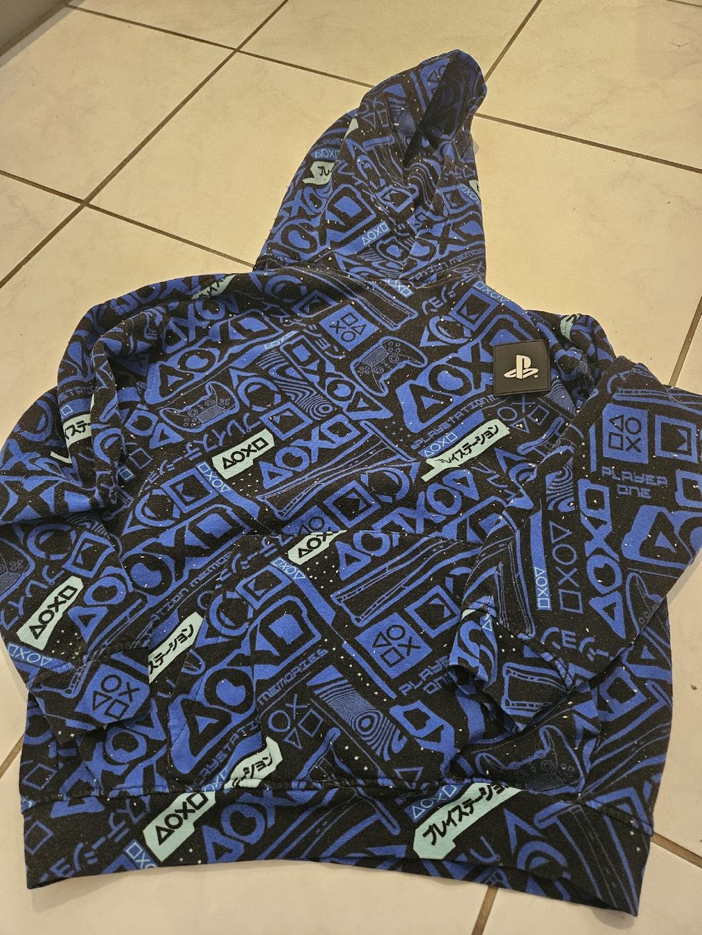 H&M Kleiderpakete & -sets: 3 H&M Kaputzenpullover – Gebraucht aus Pfaffnau von sim_6rqw 3