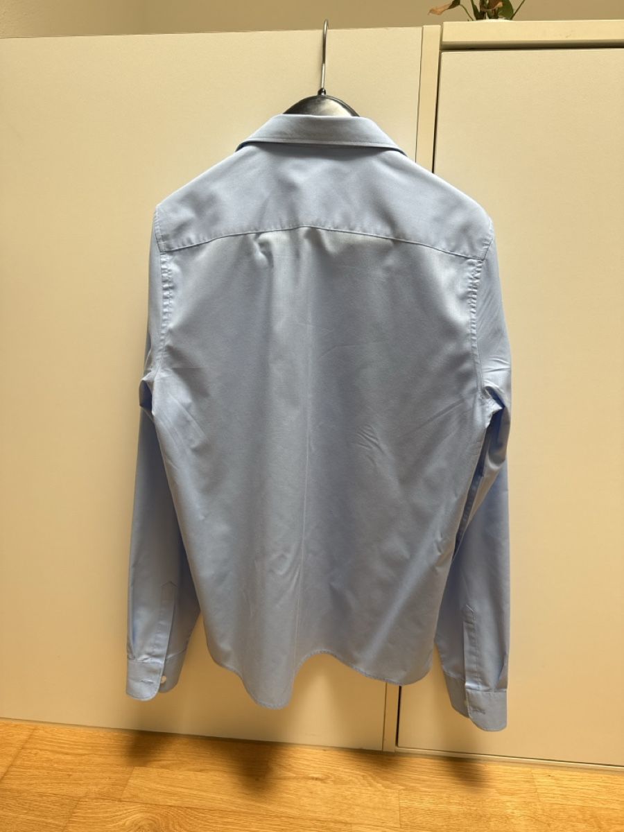 C&A Hemden, T-Shirts & Polos: Hemd langarm hellblau Gr. 176 – Gebraucht aus Rüti ZH von Kiwi02 1