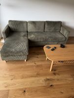 Gemütliches Ecksofa mit Rillenmuster - Top Zustand!