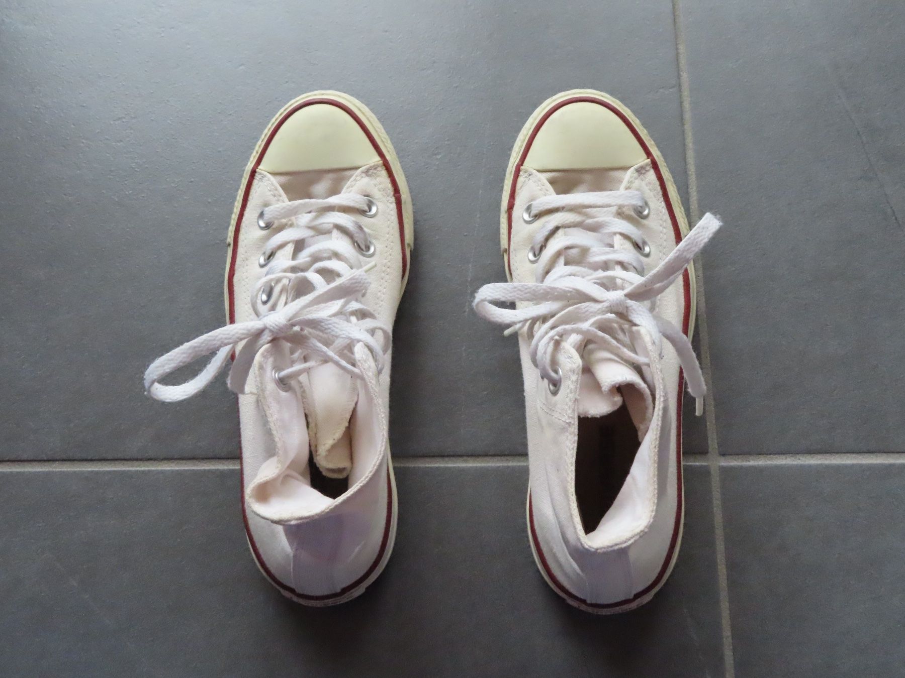 Converse Scarpe da donna: CONVERSE Chuck Taylor All Star Gr.37.5 weiss – Usato da Wallenried venduto da Asyano 4