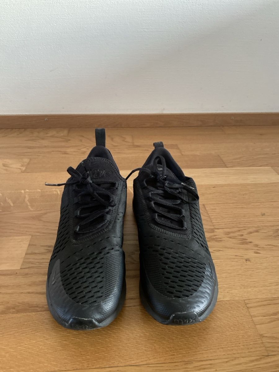 Nike Scarpe da uomo: Nike Sneaker Air270 – Nuovo (secondo la descrizione) da Glattpark(Opfikon) venduto da tri_hm8x 1